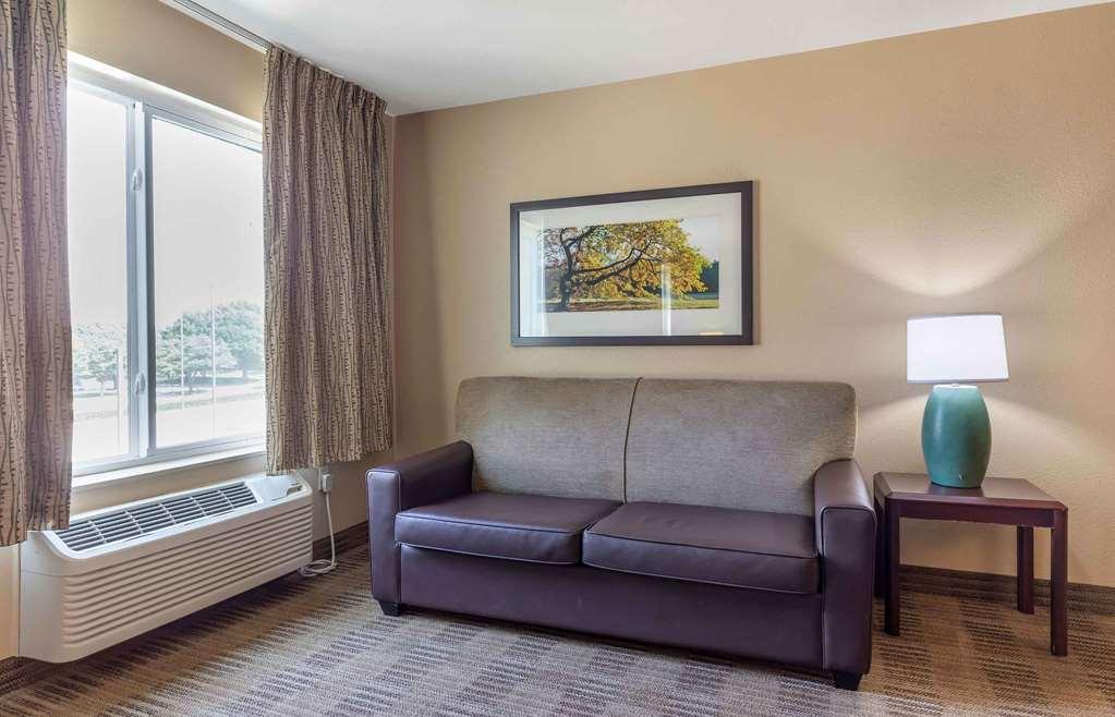 Extended America - - Westchase - Westheimer 2*
