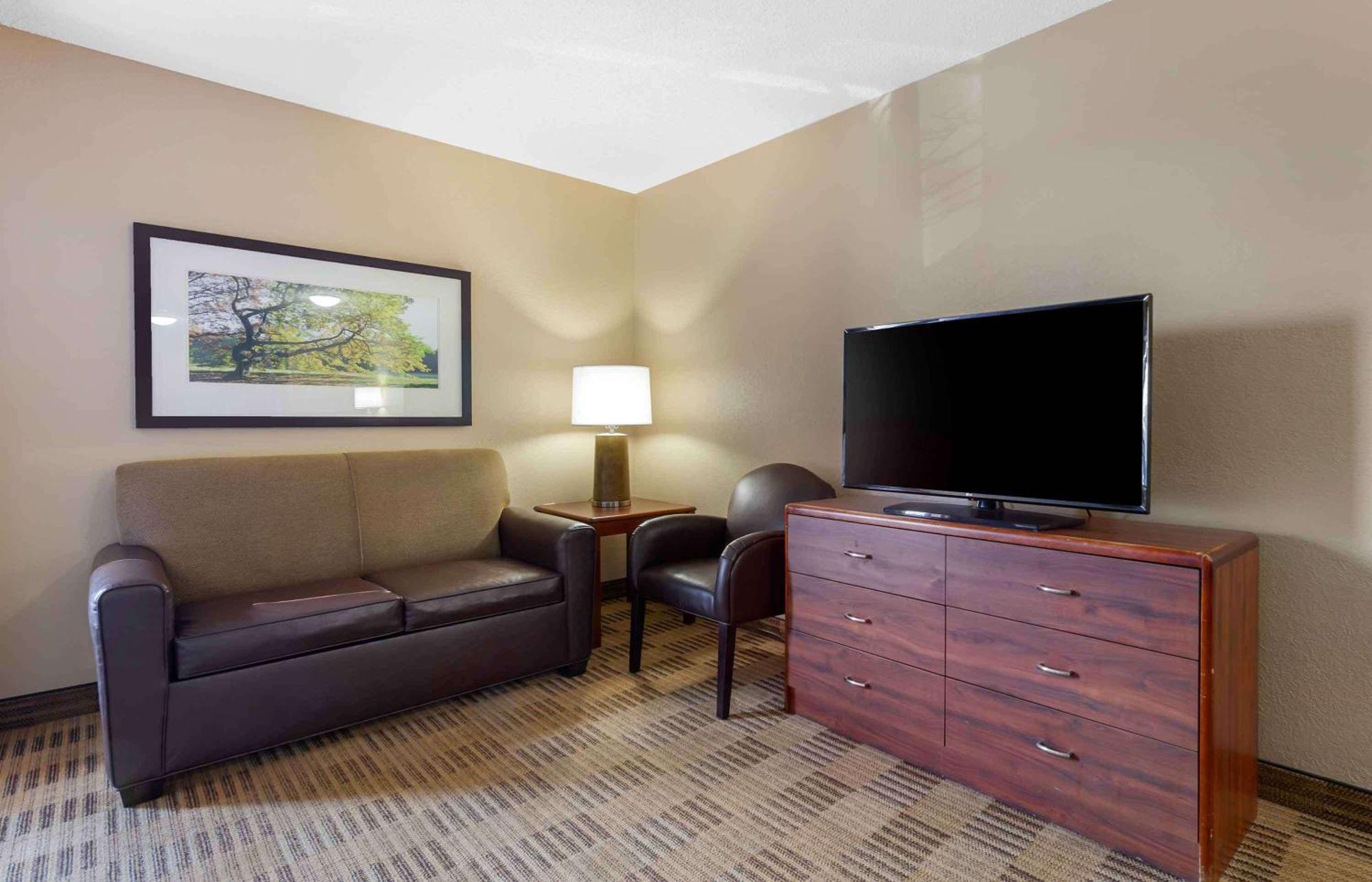 Extended America - - Westchase - Westheimer Houston