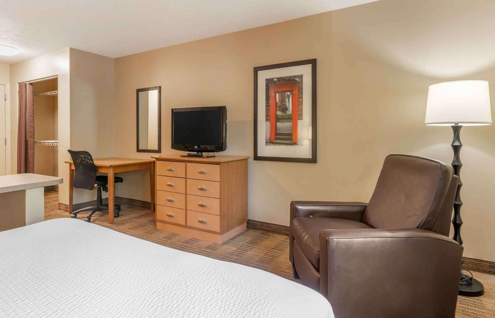 Extended America - - Westchase - Westheimer Hotel 2*